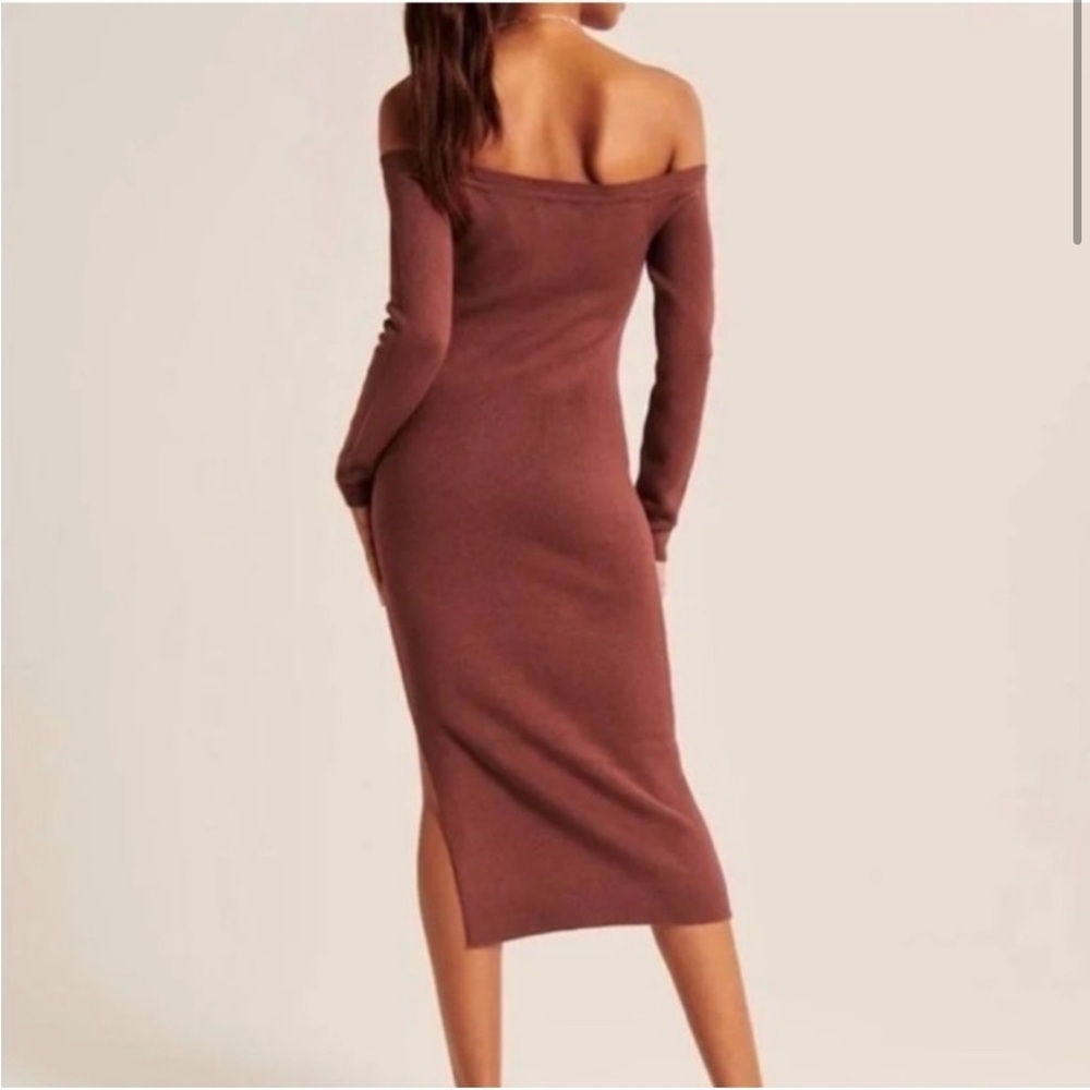 Abercrombie & Fitch Off the Shoulder Sweater Midi Dress - Picture 2 of 7